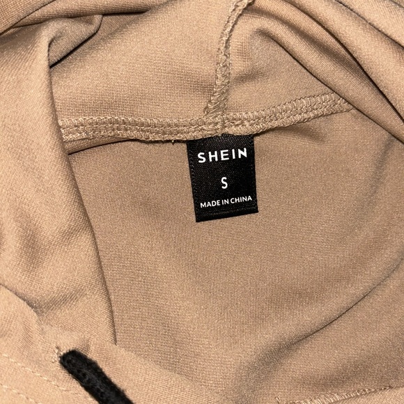 Track suit - Picture 4 of 5